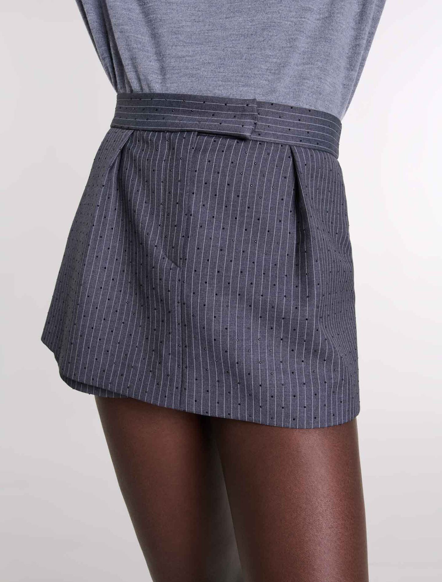 Short trompe l'œil strassé