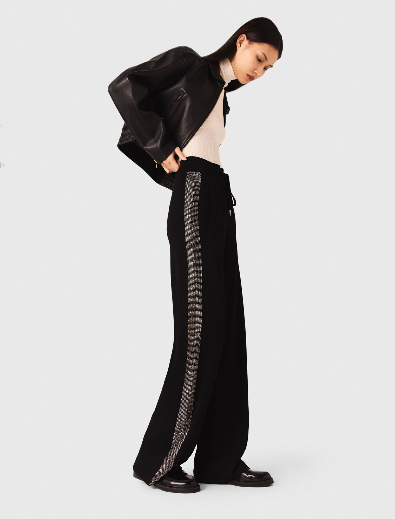 Pantalon avec bande strassée