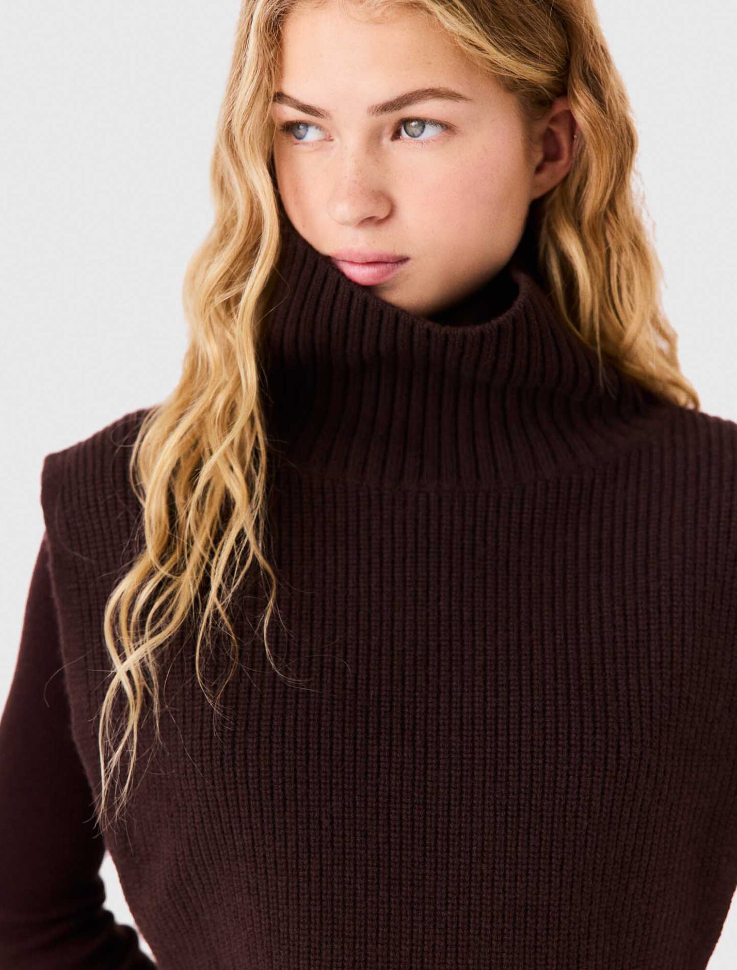 Wool and cashmere collar