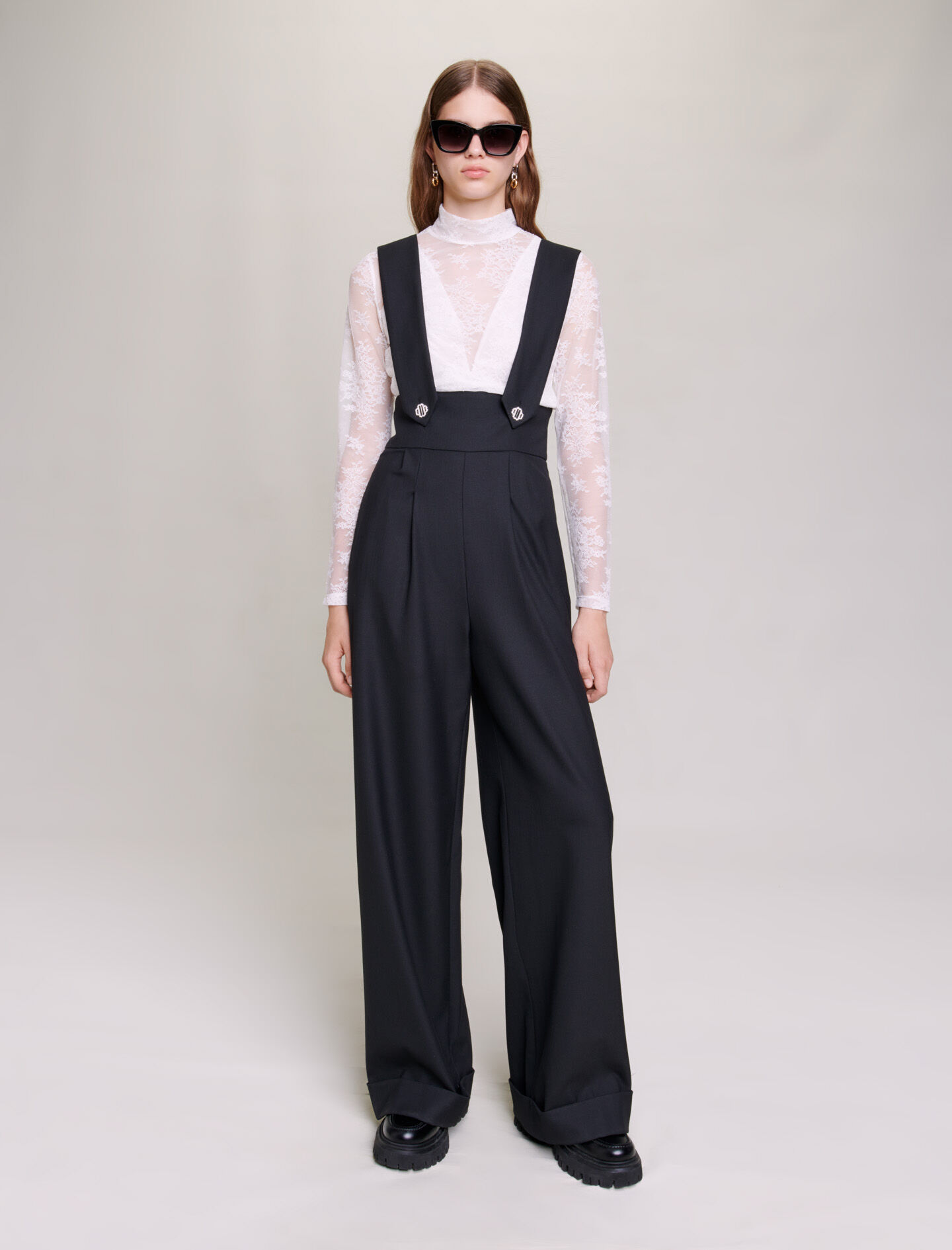 Pantalon large a bretelles