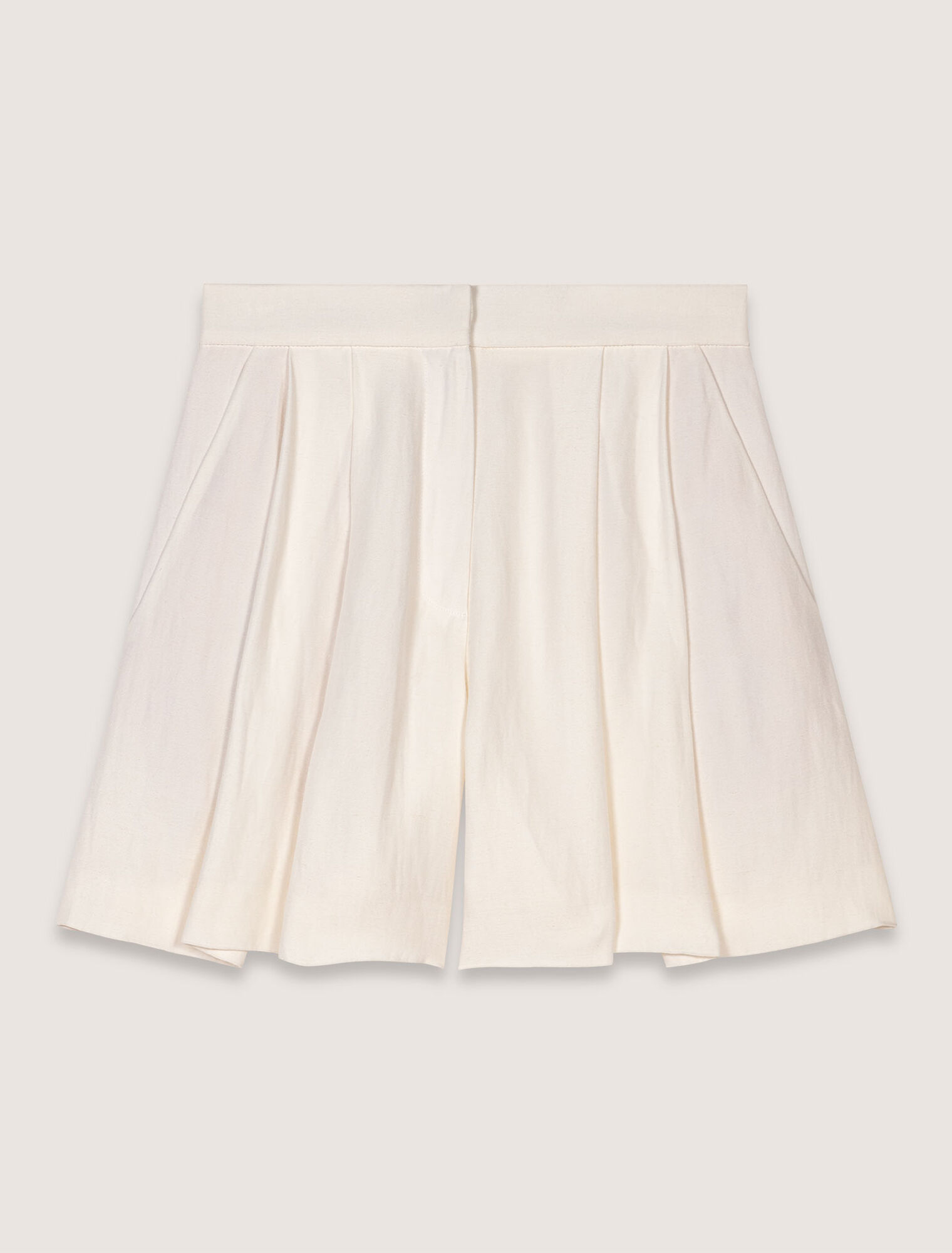 Flowing shorts