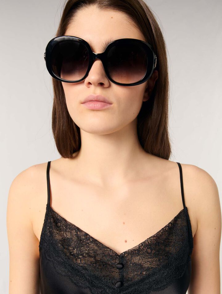 Top en satin de soie et dentelles