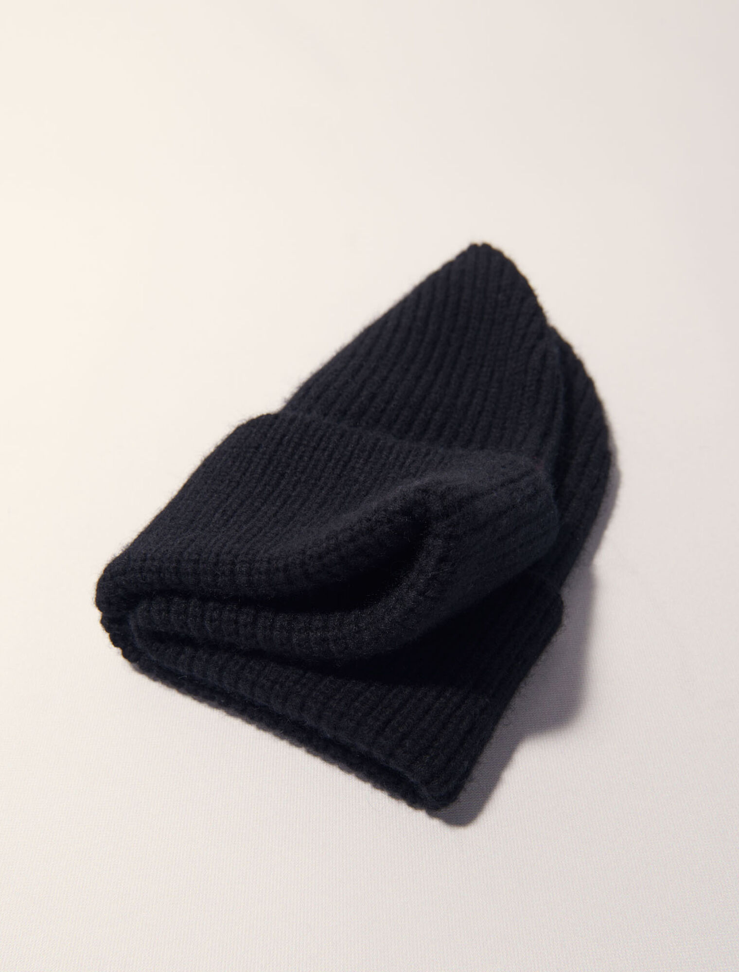 Wool and cashmere hat