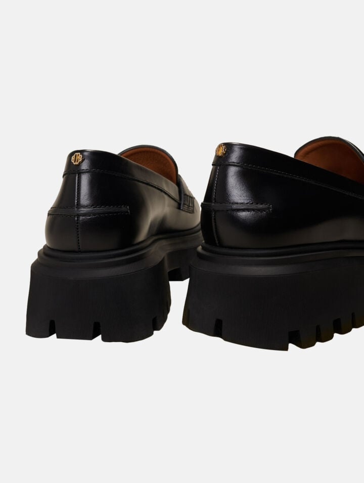 Leather loafer