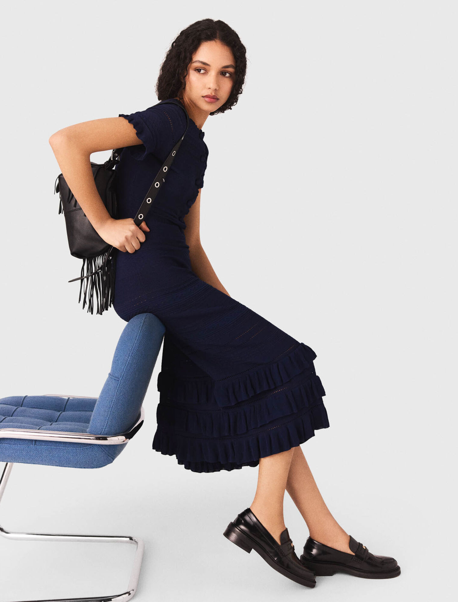 Robe longue en maille avec volants