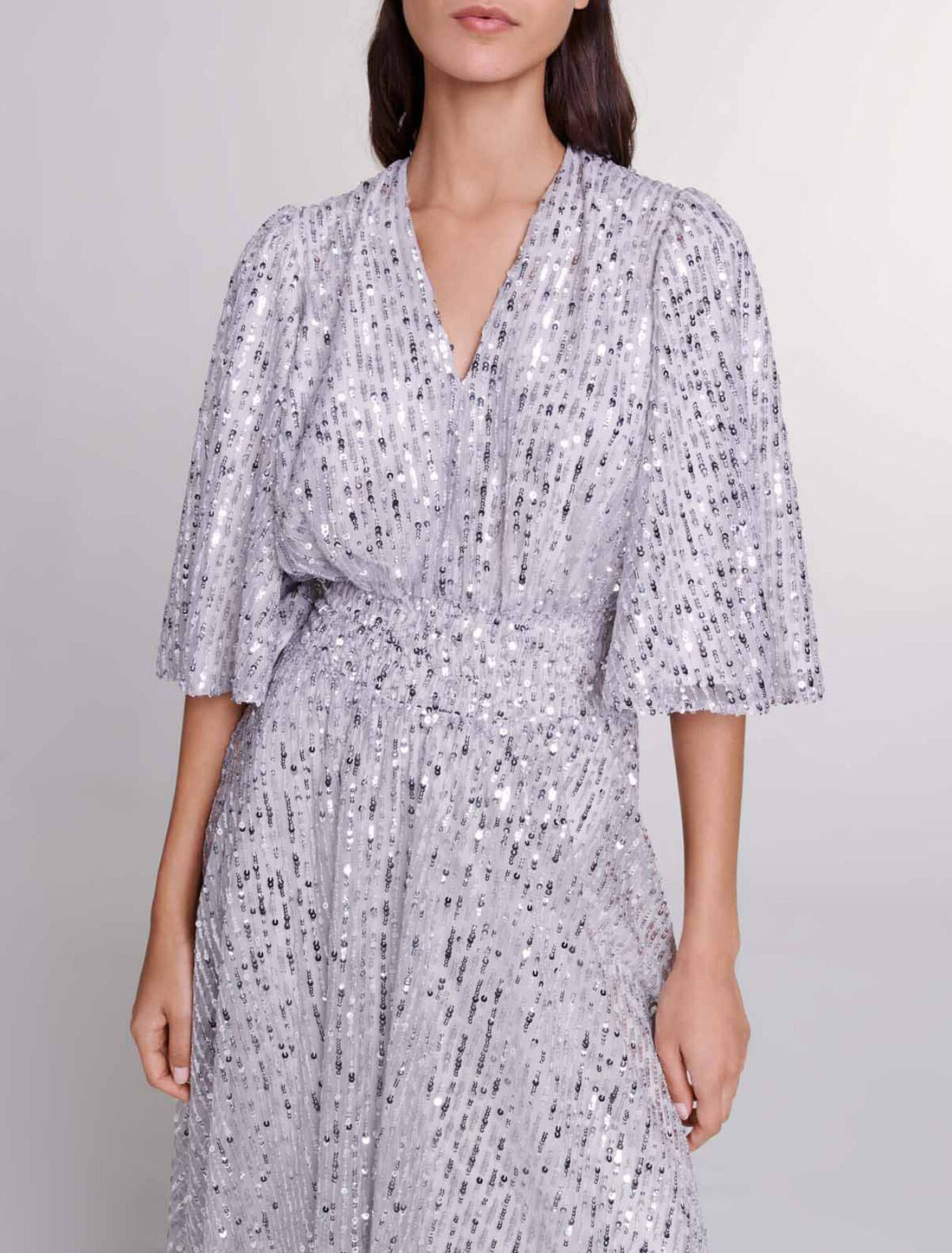 Robe longue &agrave; sequins