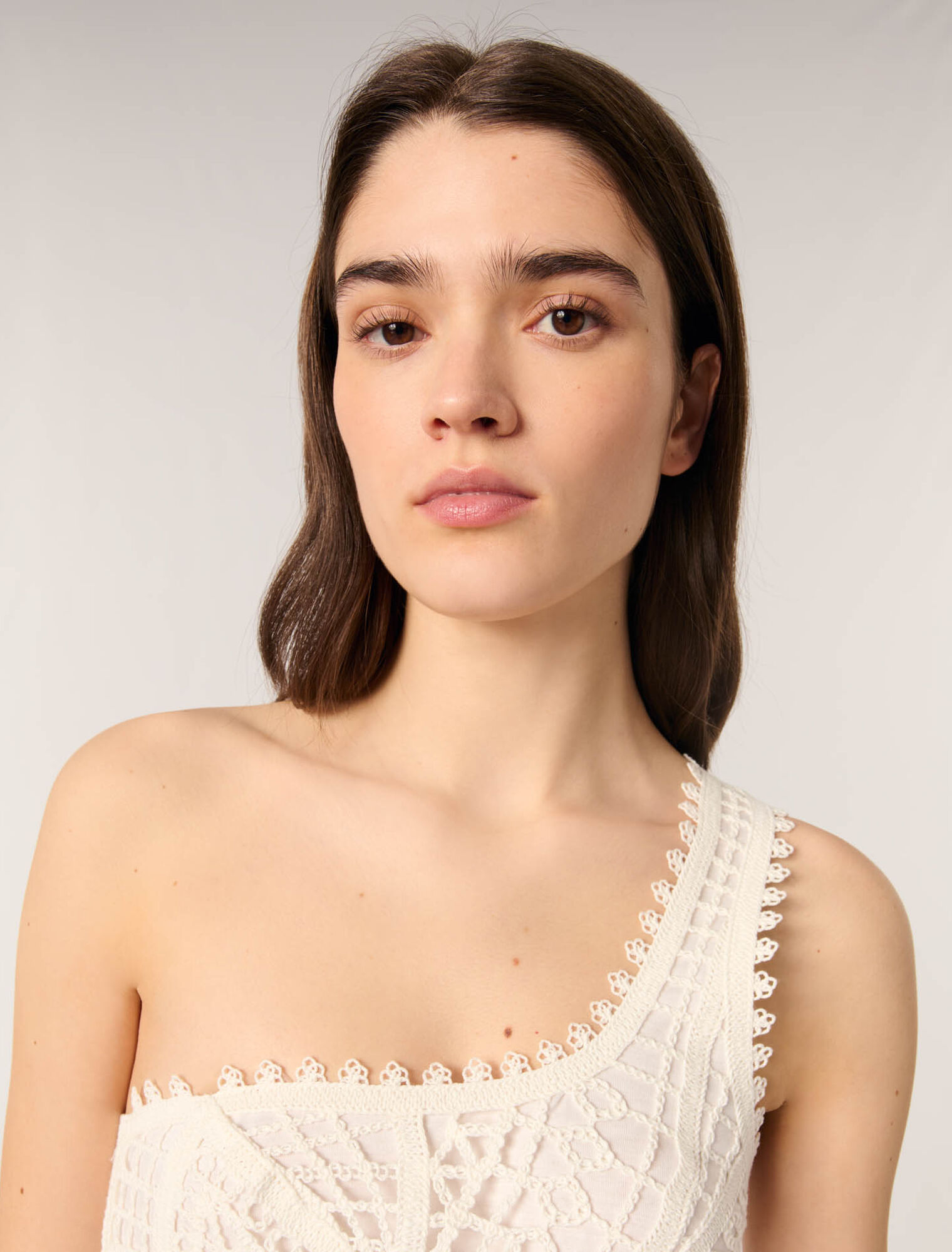 Robe longue asymétrique en crochet