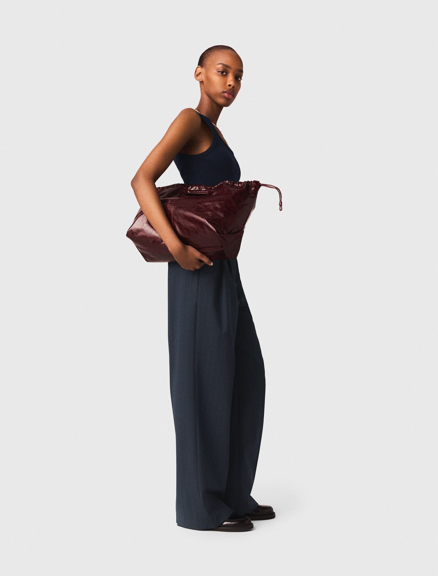 Sac M Tote en cuir craquel&eacute;