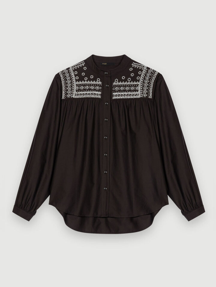 Chemise à détails brodés