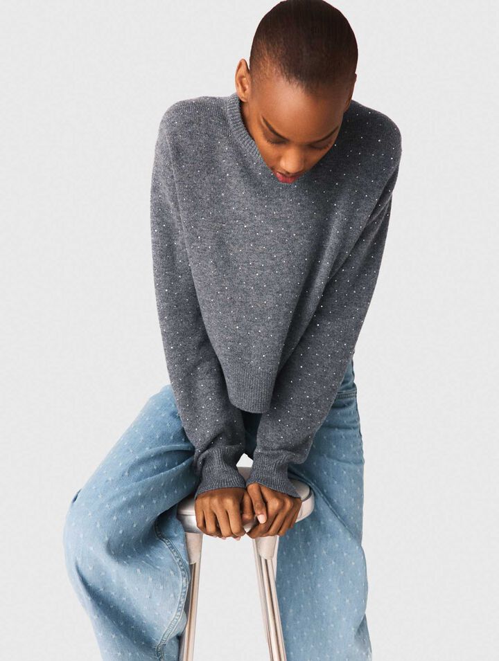 Pull strass&eacute; avec details amovibles