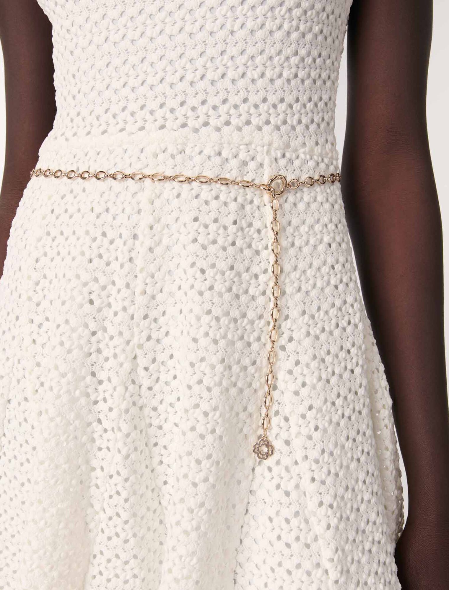 Robe courte en crochet