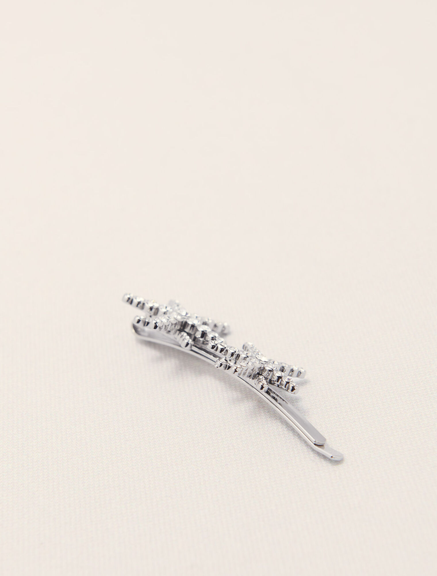 Star rhinestone barrette