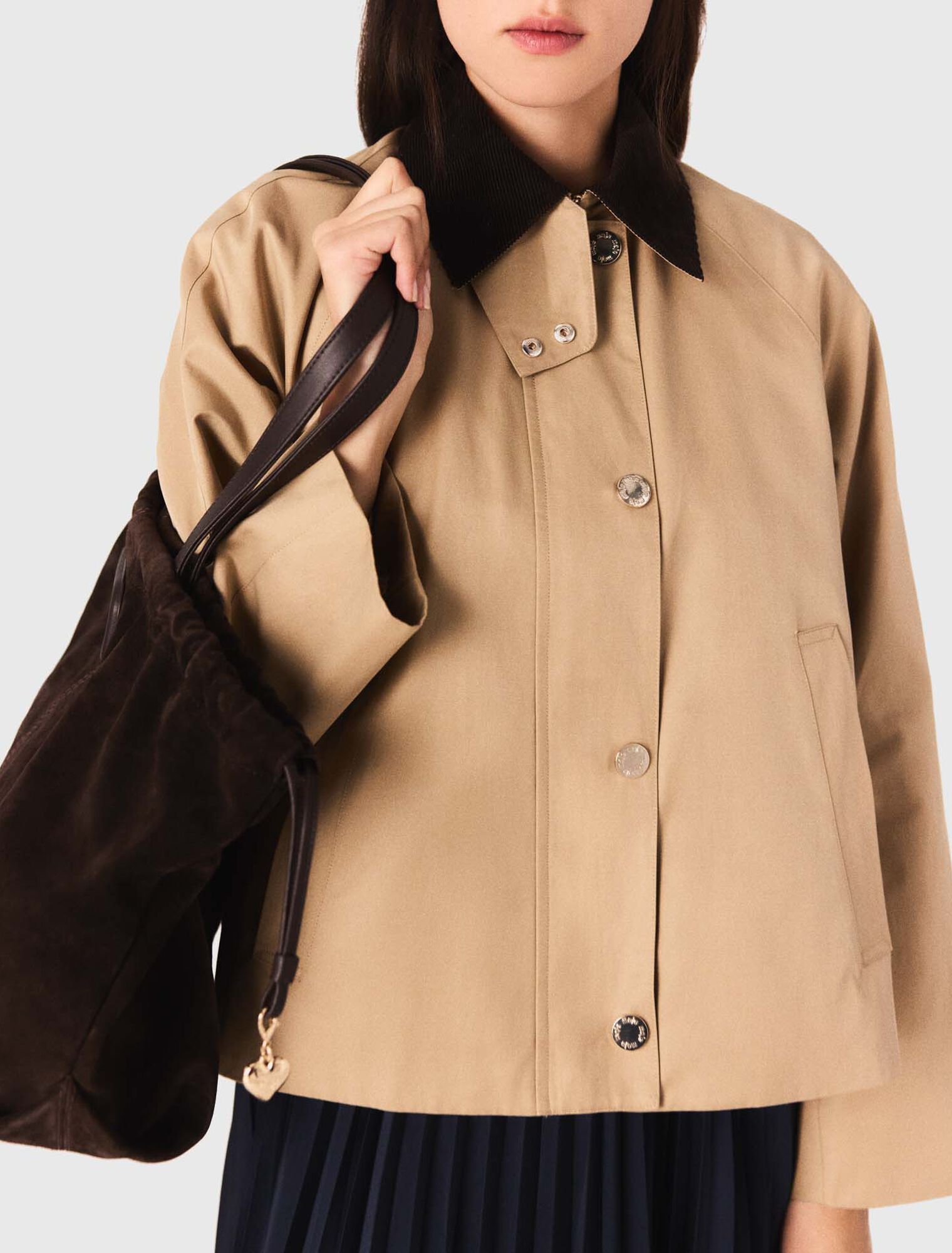 Blouson trapèze à col contrasté