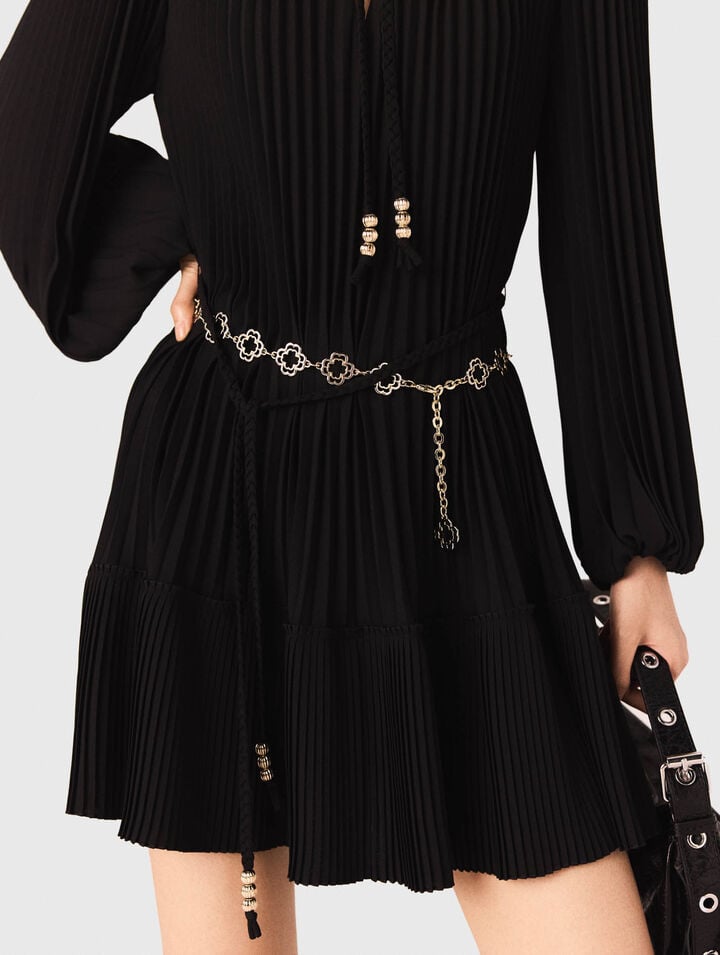 Robe courte plissée