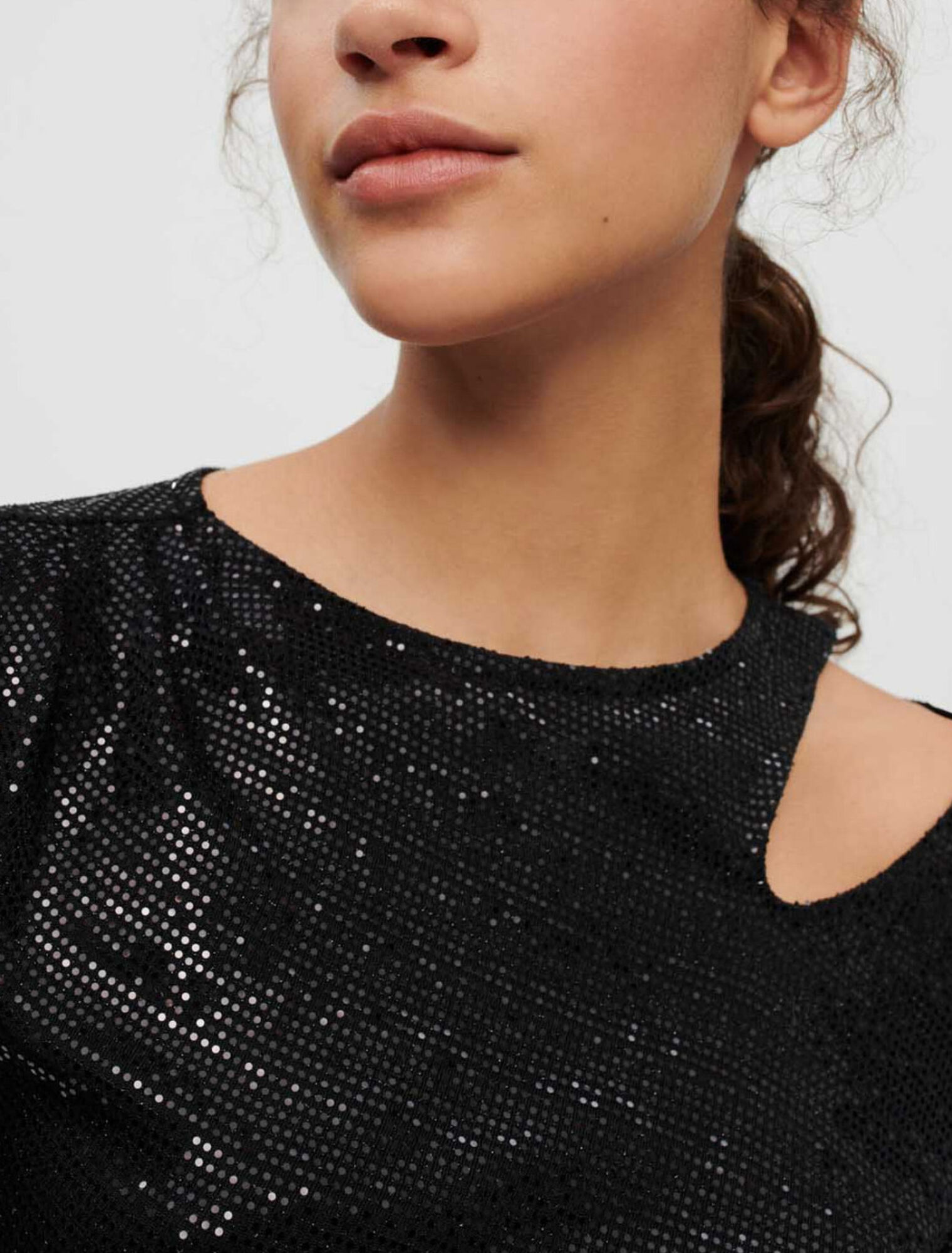 Robe longue à paillettes noires