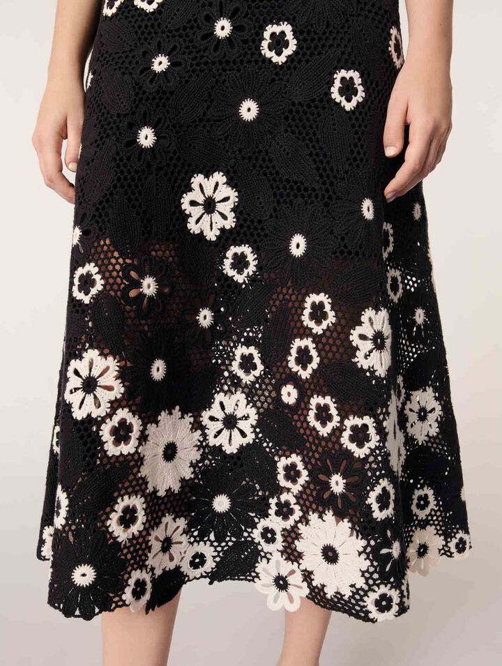 Robe longue en crochet floral