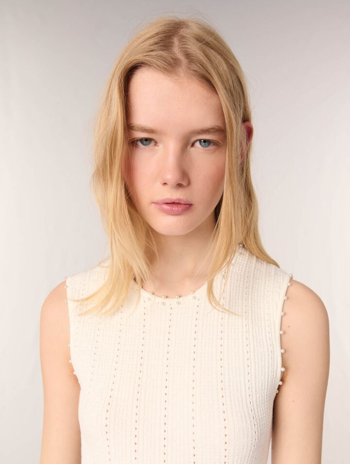 Robe en maille pointelle perlée