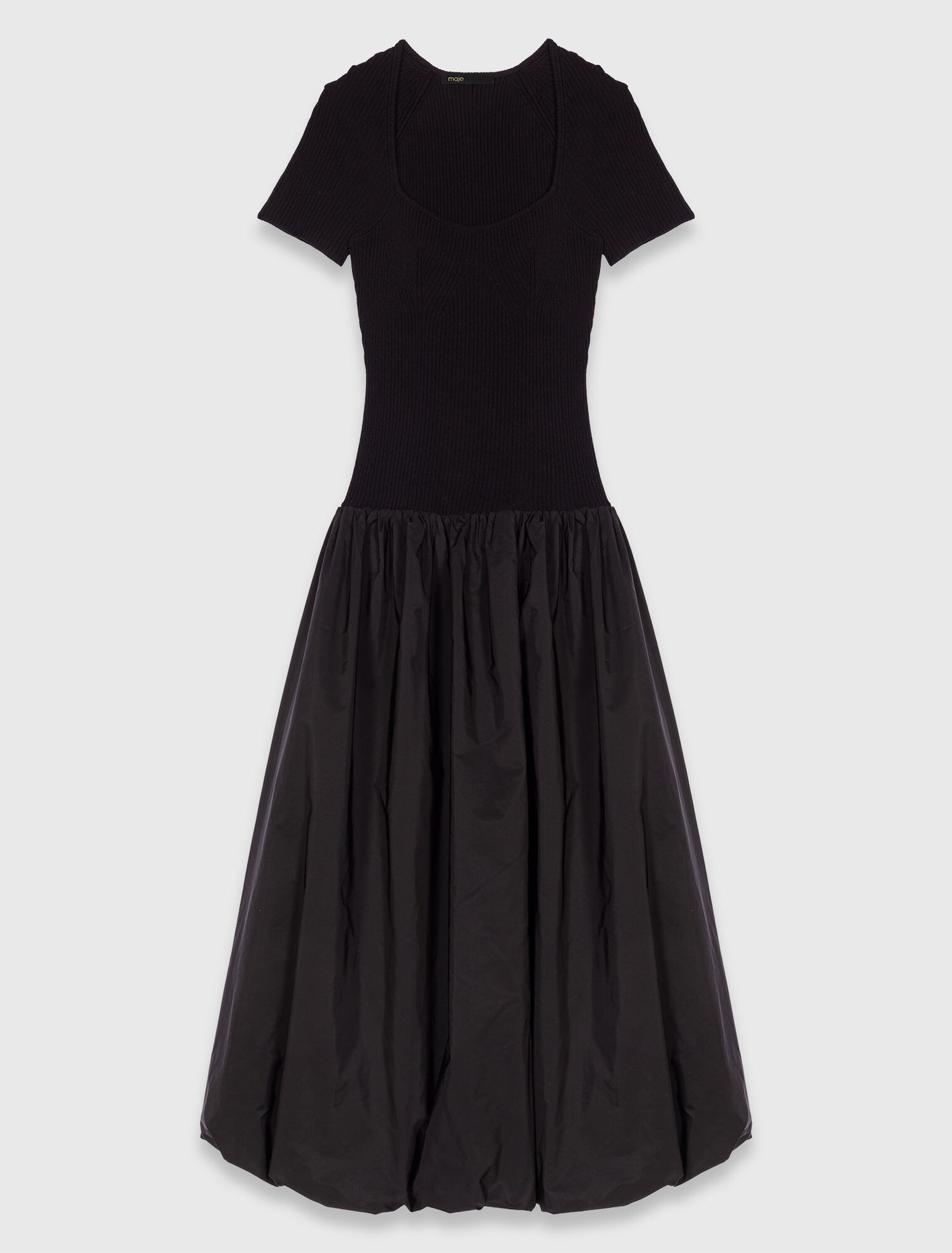 Robe longue en maille et taffetas