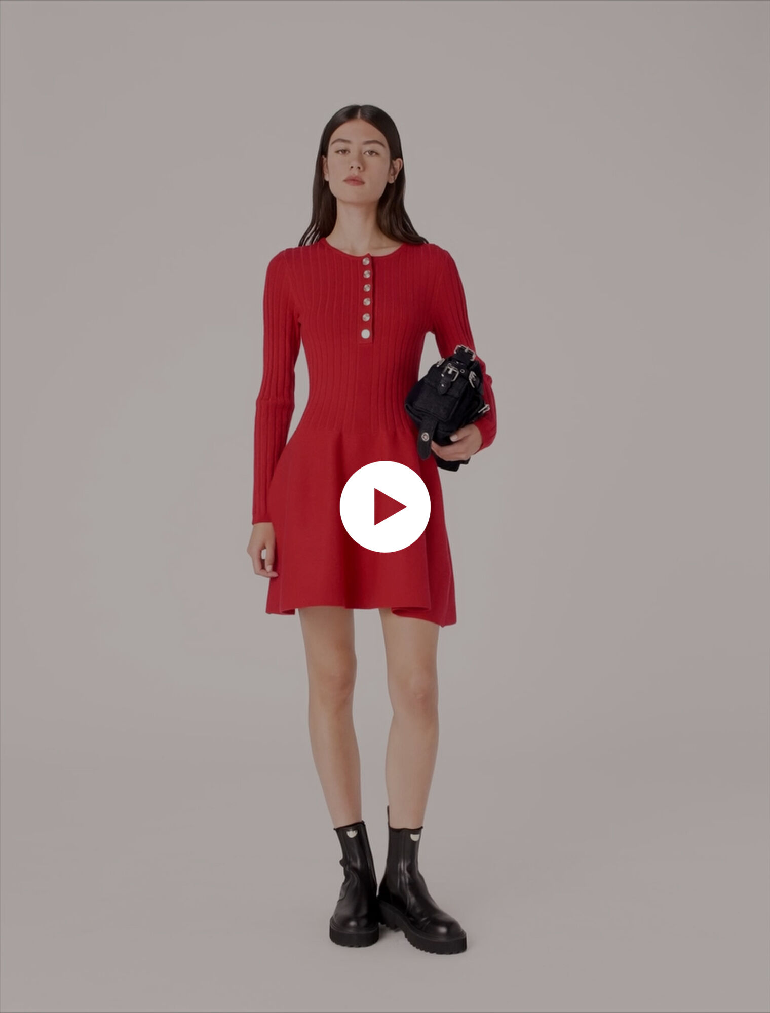 Robe en maille avec jupe évasée