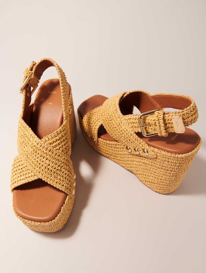 Wedge sandals with raffia effect