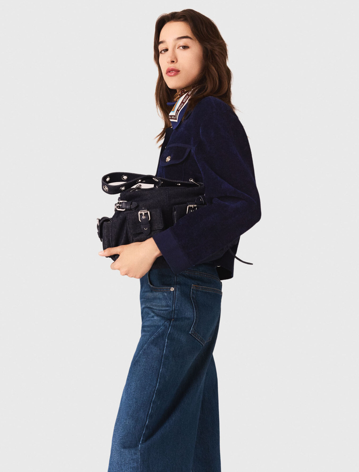 Cropped velvet jacket