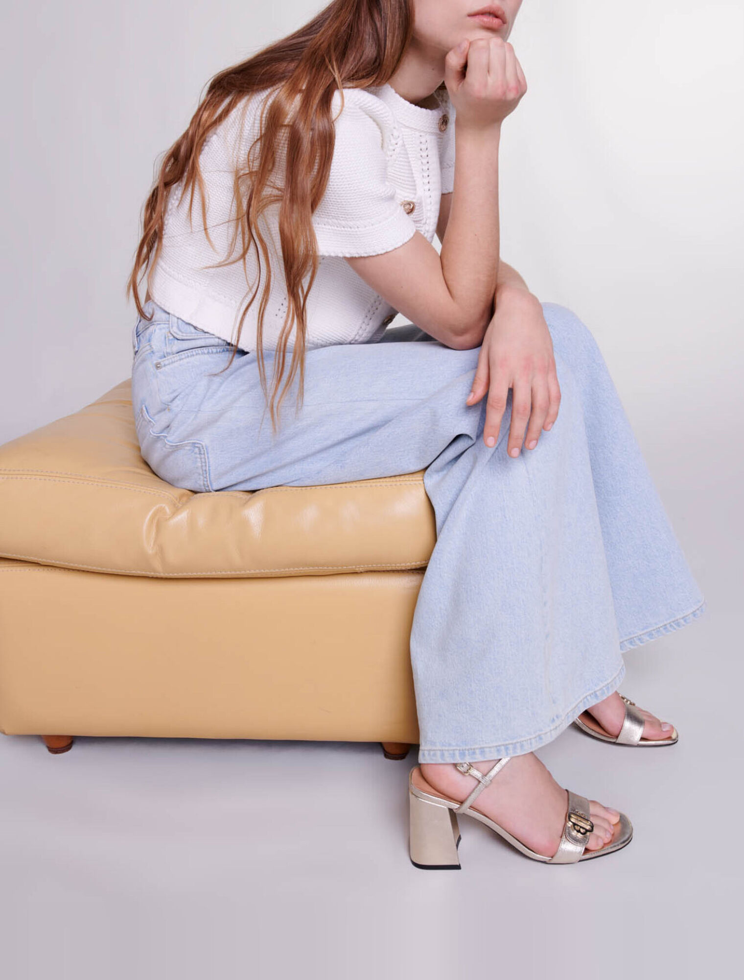 Short-sleeved knit cardigan