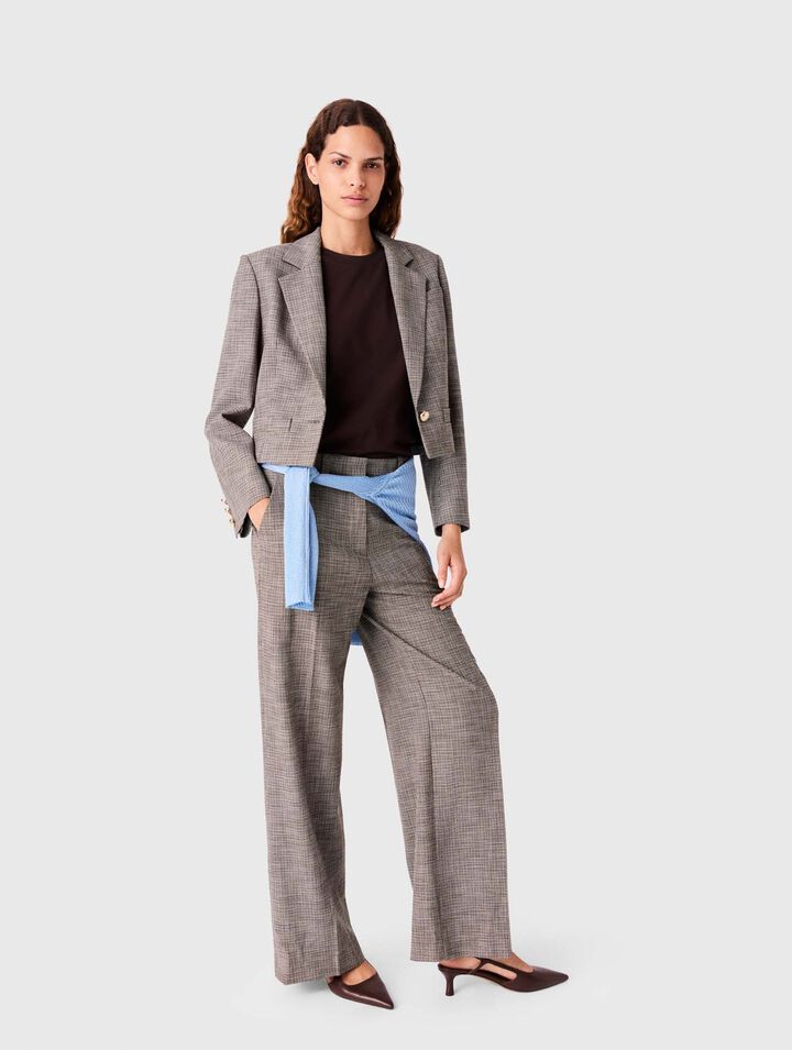 Short checked suit jacket
