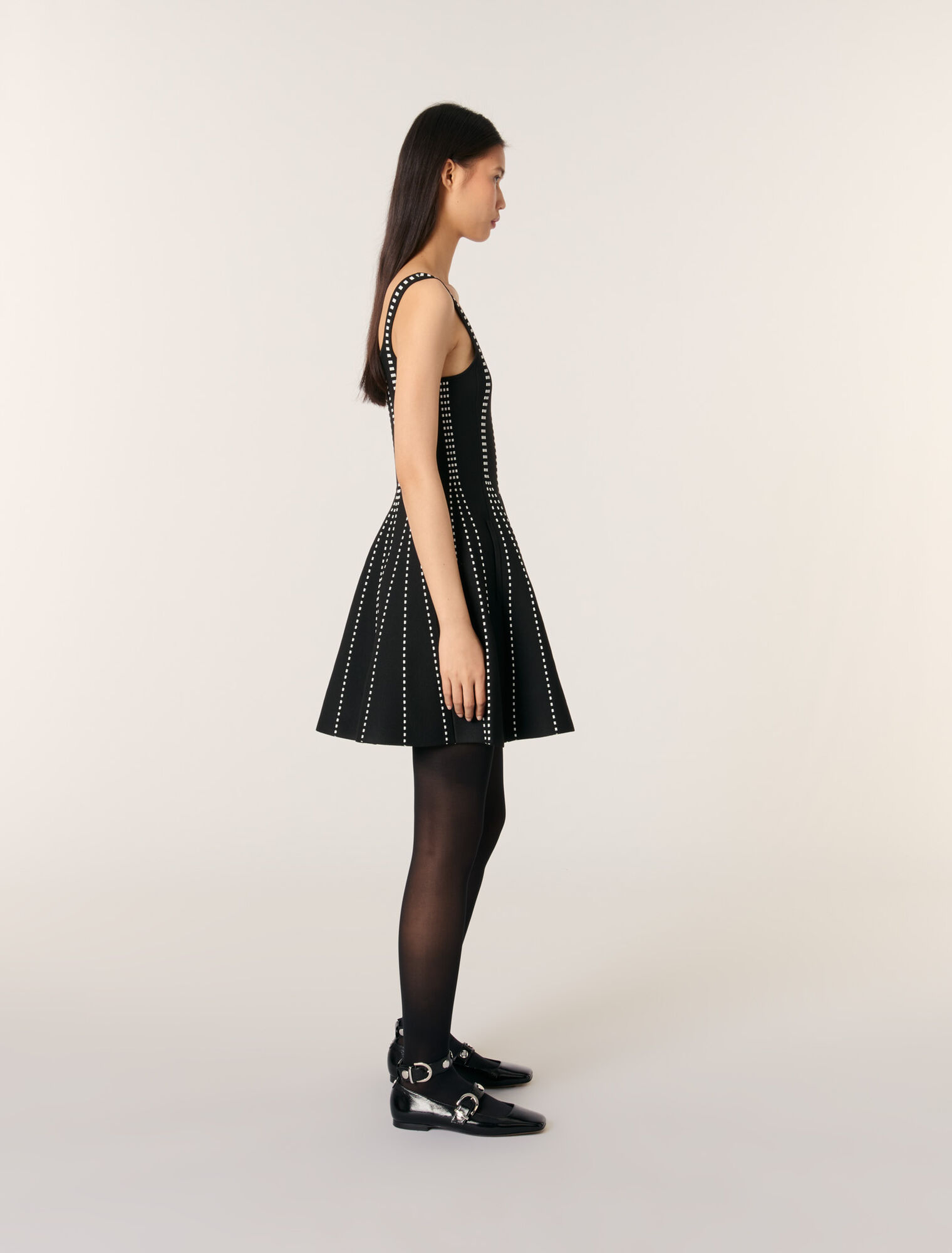 Short jacquard knit dress
