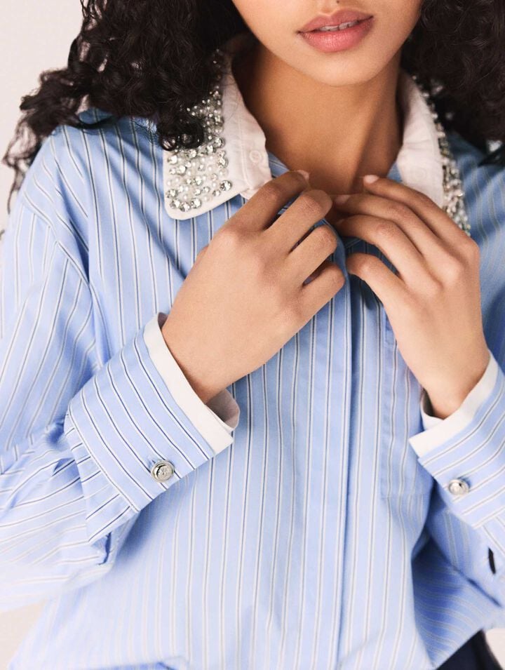 Shirt with removable jewel collar