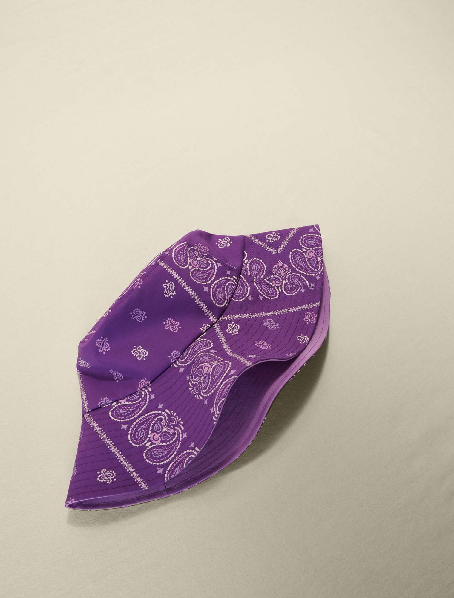 Bob imprimé paisley