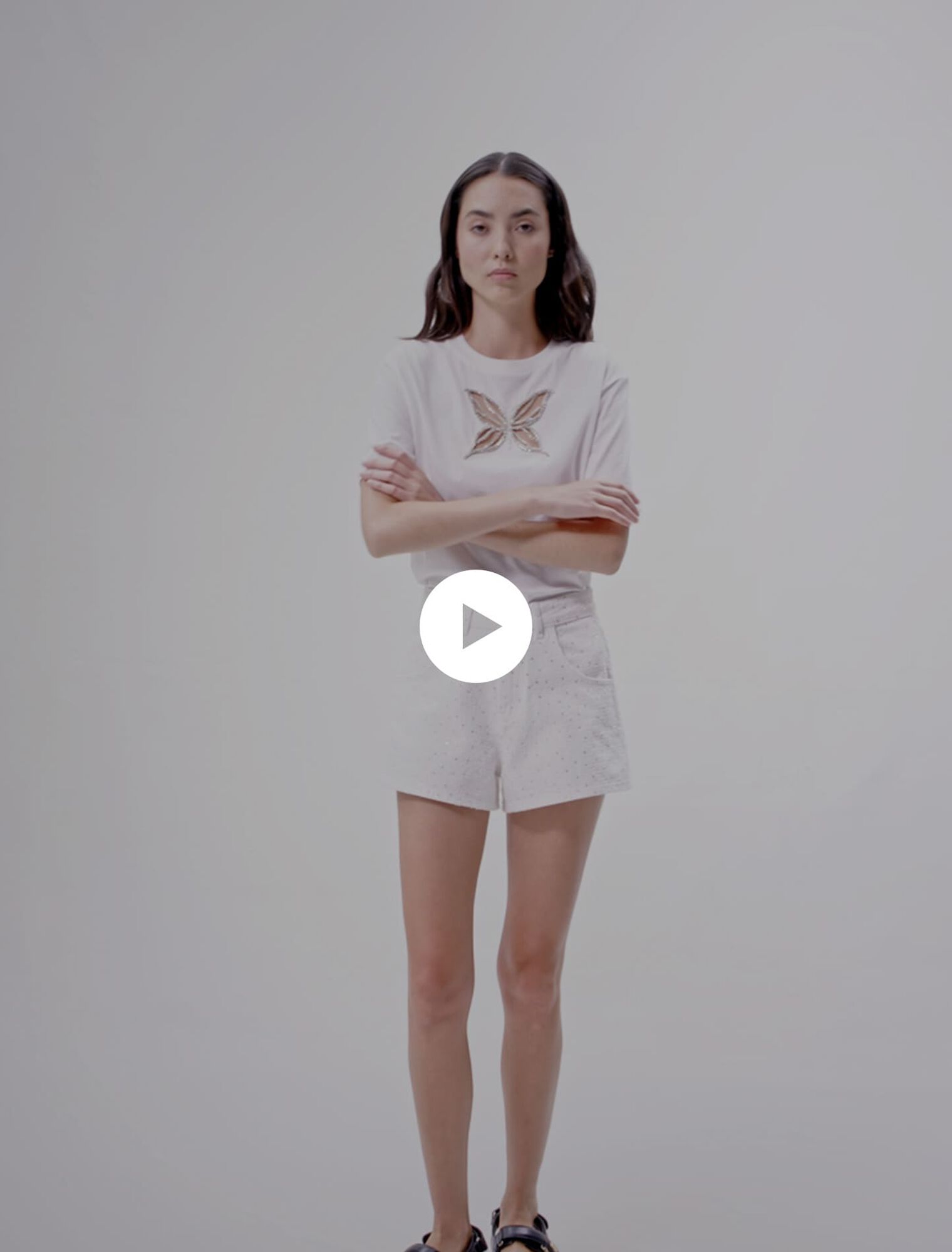 Short en denim à strass