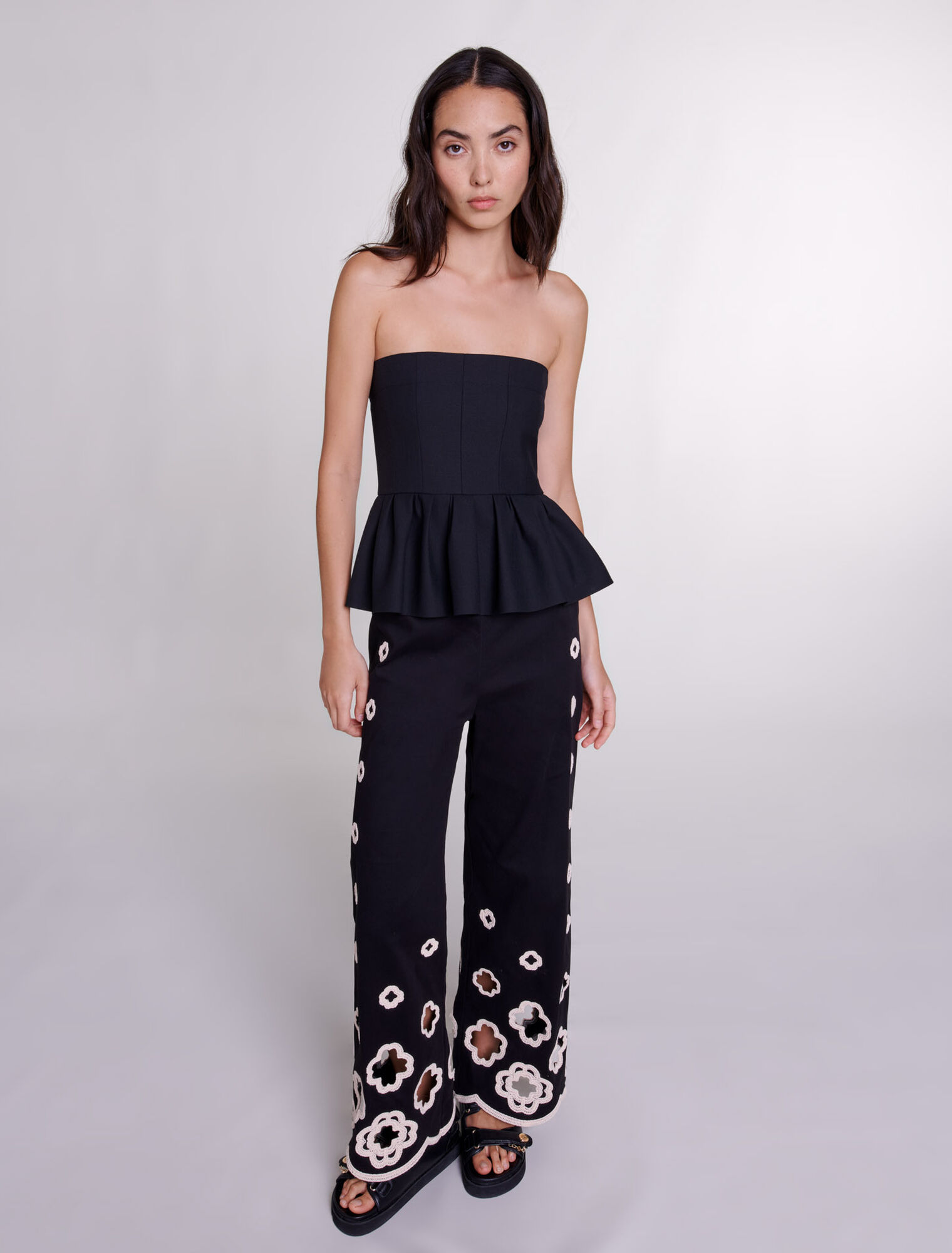 Pantalon large à crochet