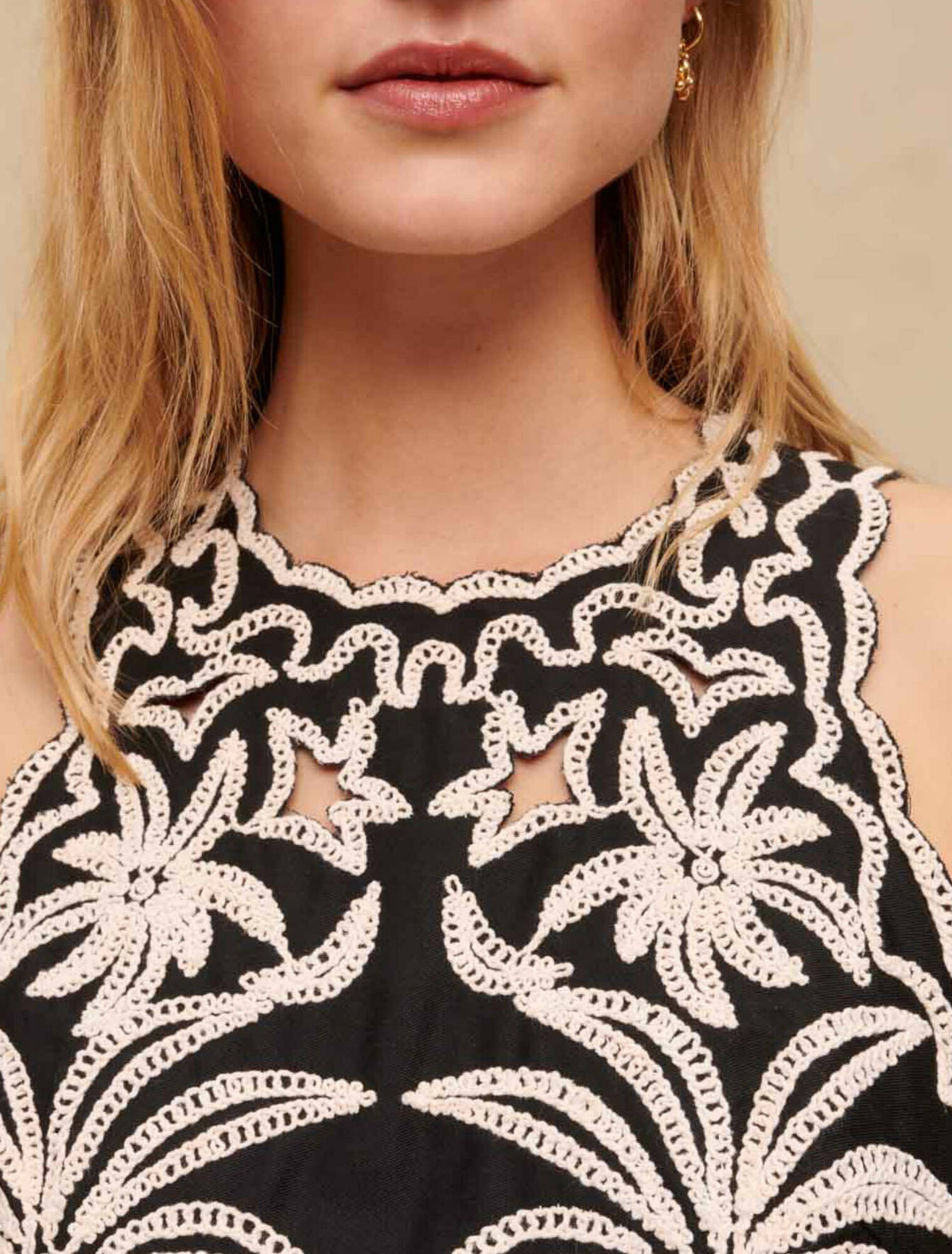 Robe courte broderie palmiers