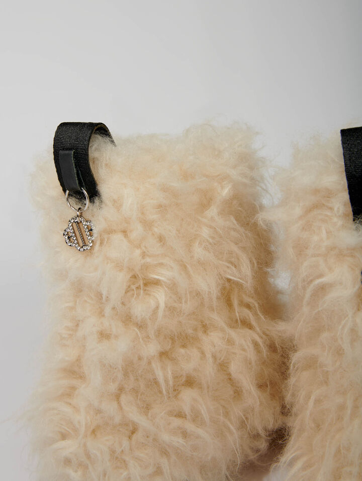 Ankle boots in fake fur