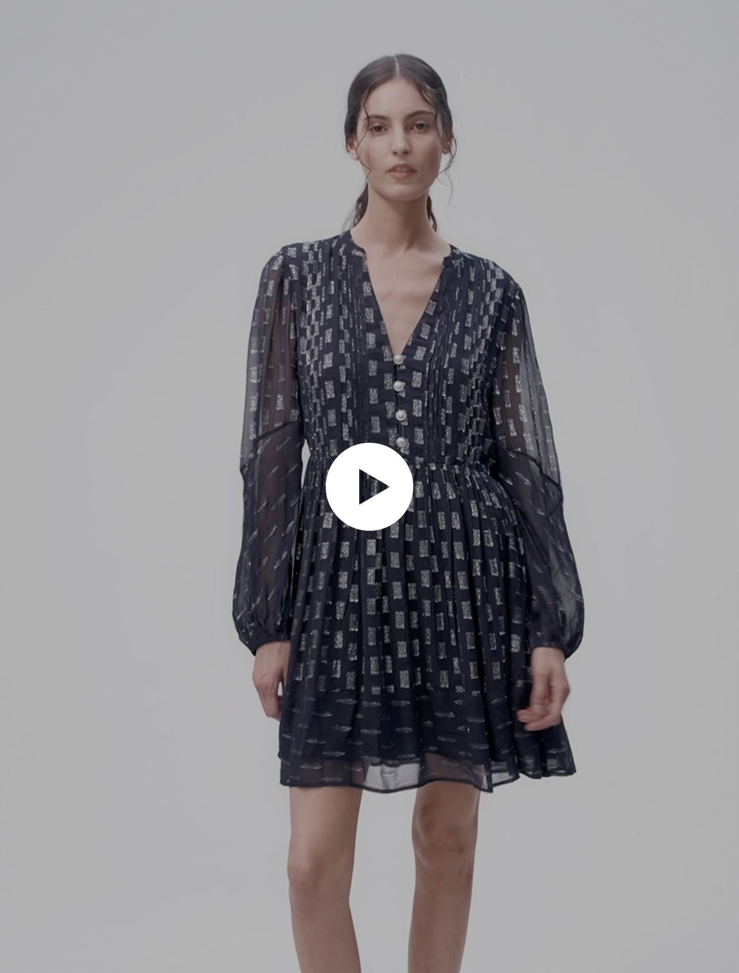 Robe courte plissée à imprimé fleurs
