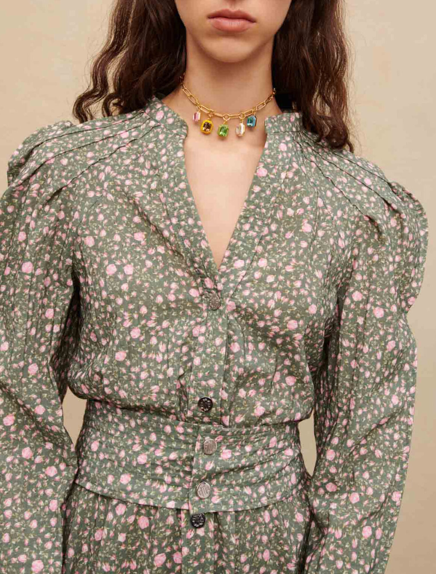 Robe courte manches volumineuses