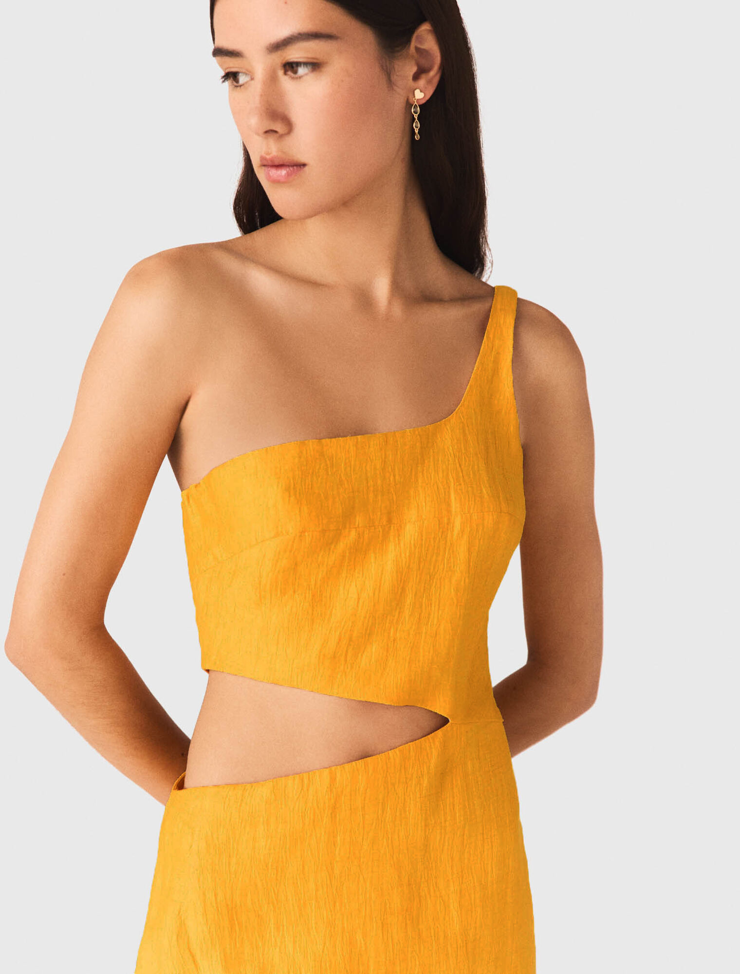 Robe asym&eacute;trique en lin m&eacute;lang&eacute;