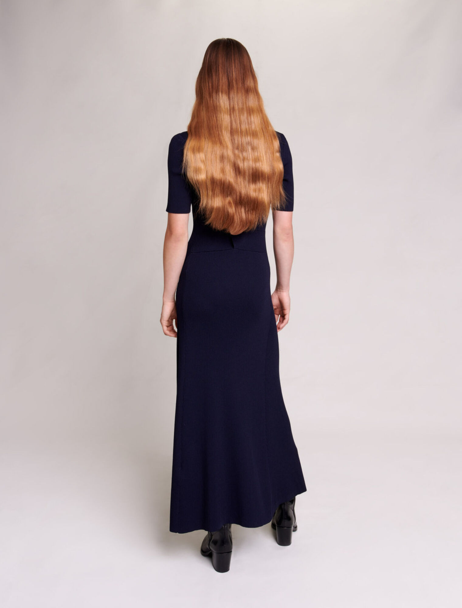 Robe longue en maille ajourée