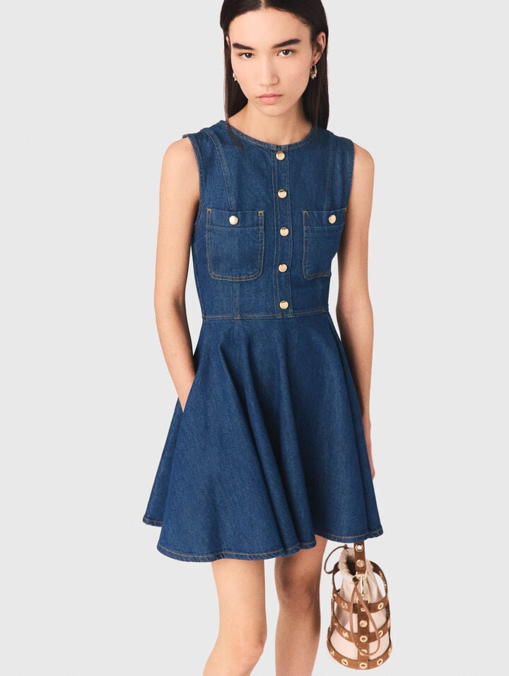 Robe courte en denim &eacute;vas&eacute;e