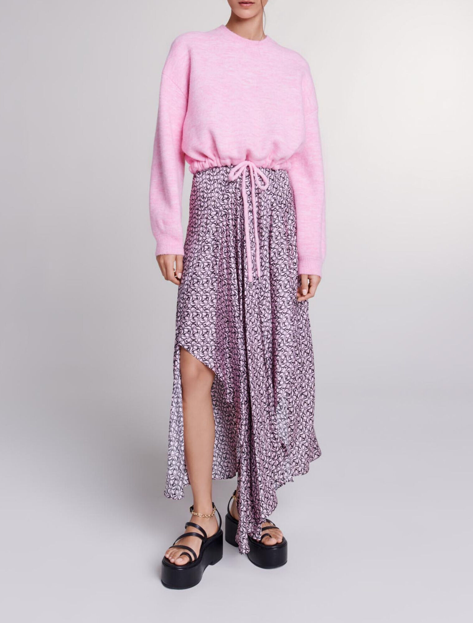 Cropped knit jumper with drawstring