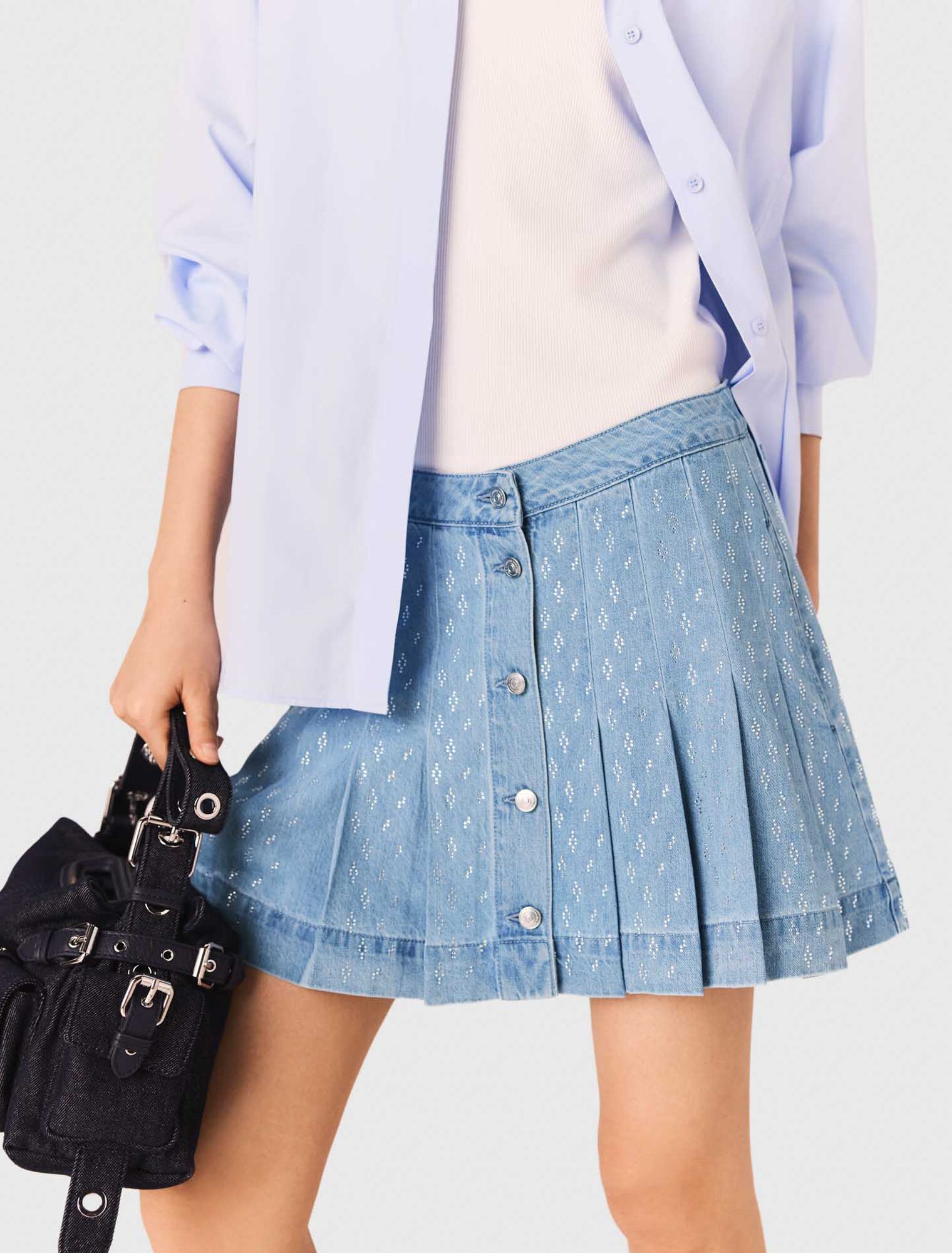 Jupe plissée en denim strassée