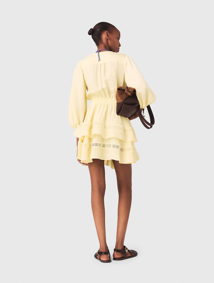 Robe courte &agrave; volants