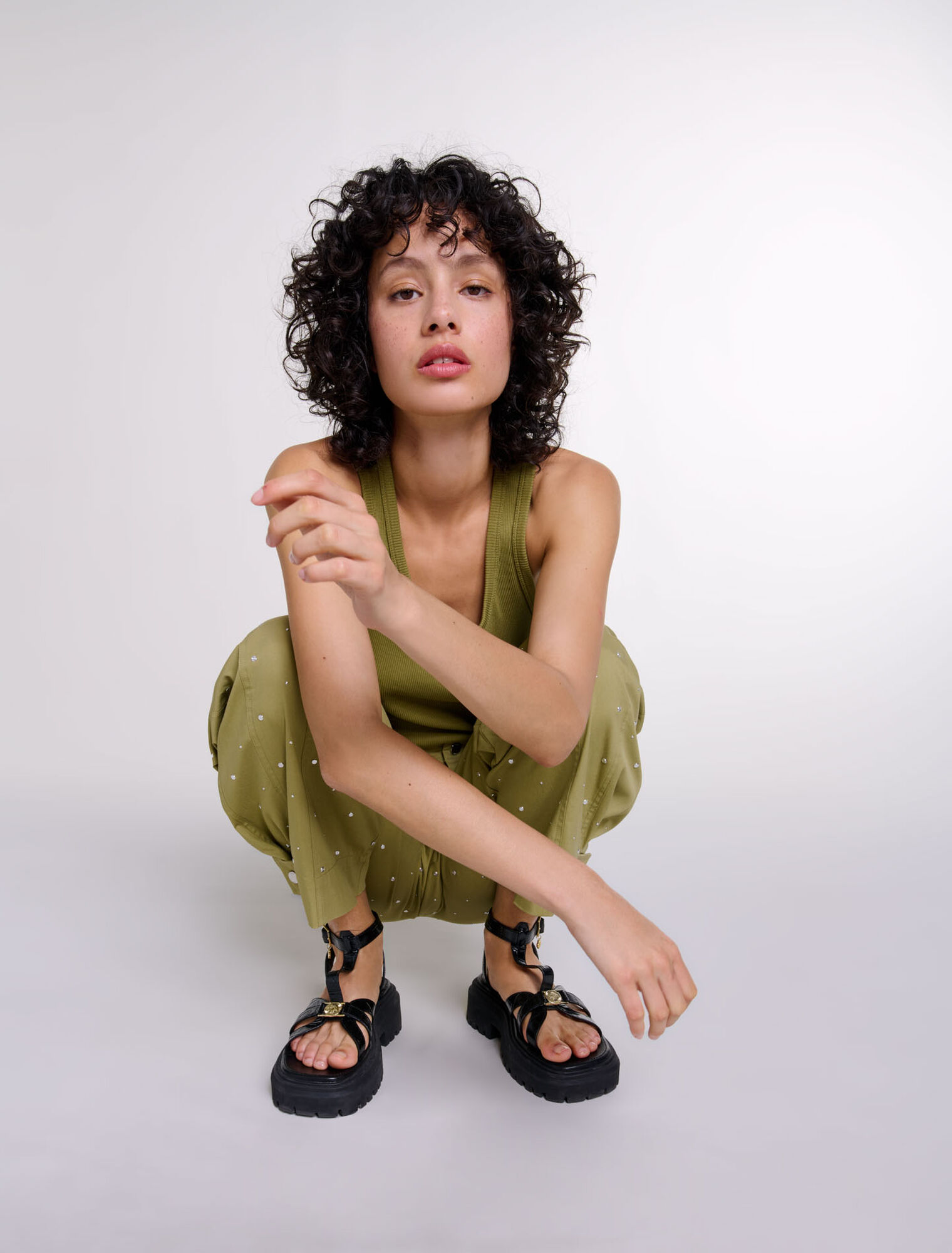 Pantalon baggy clouté