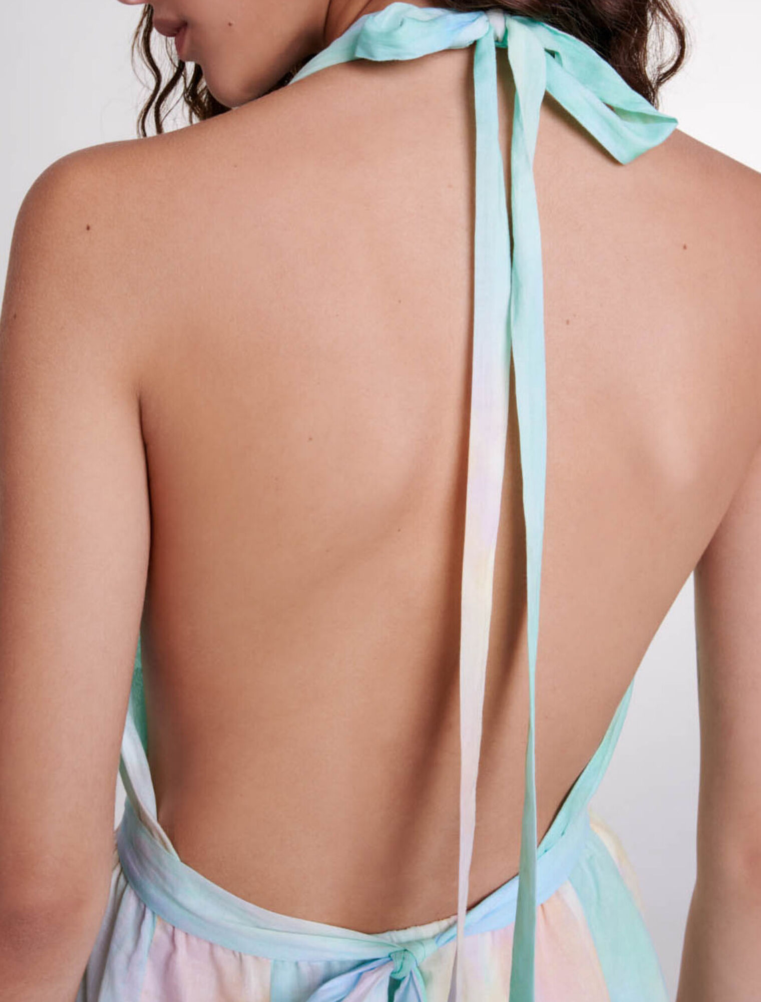 Backless tie-dye dress