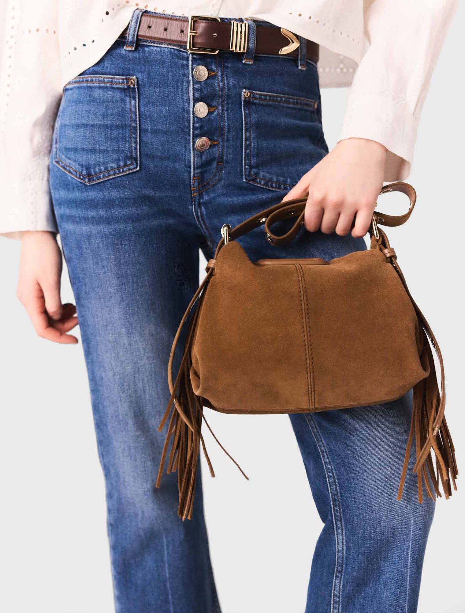 Short embroidered shirt