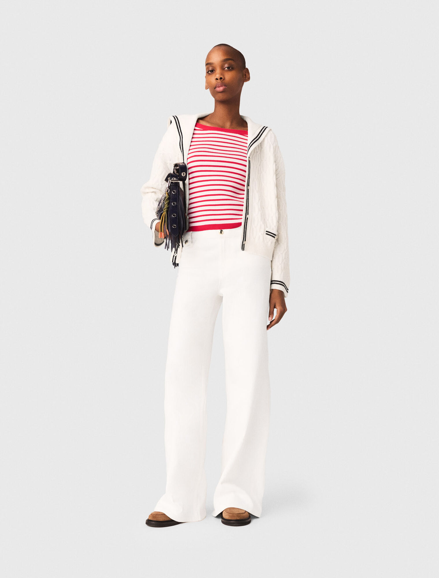 Cardigan torsad&eacute; avec col bateau