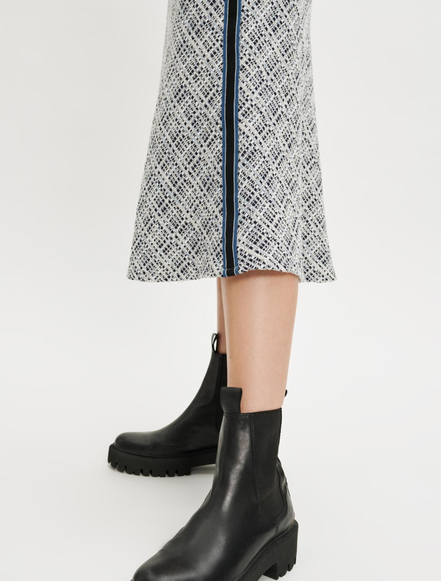 Tweed midi skirt