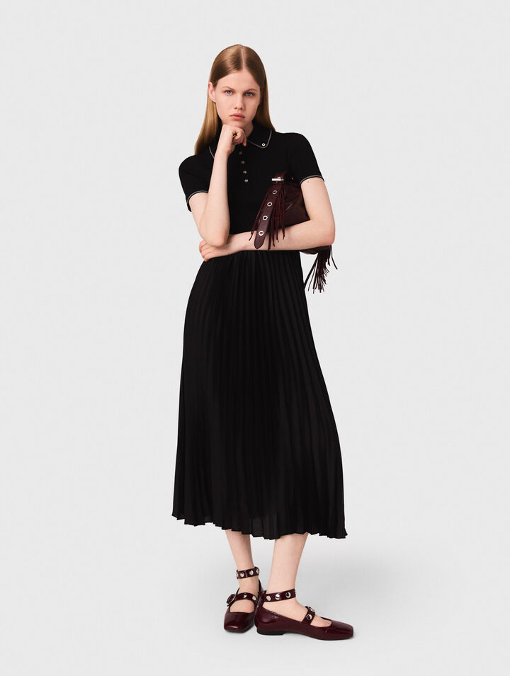 Robe longue plissée avec col polo