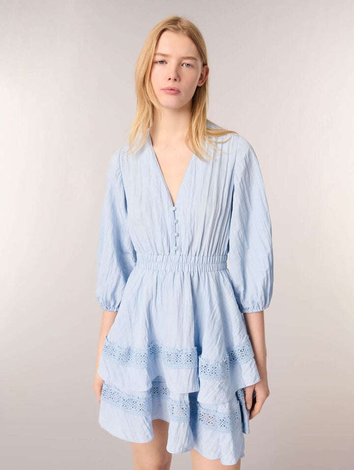 Robe à volants et détails dentelle