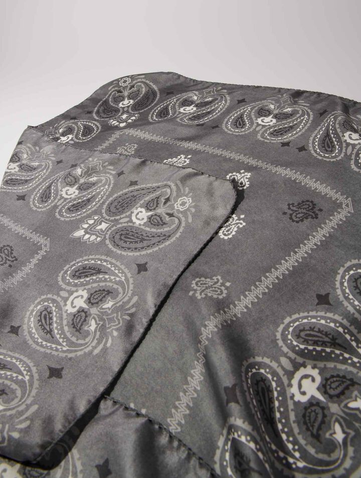 Bandana en soie imprimé paisley
